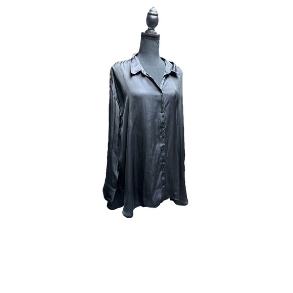 Old Navy Satin Boyfriend Button Down Shirt Black Size XXL - Picture 1 of 10